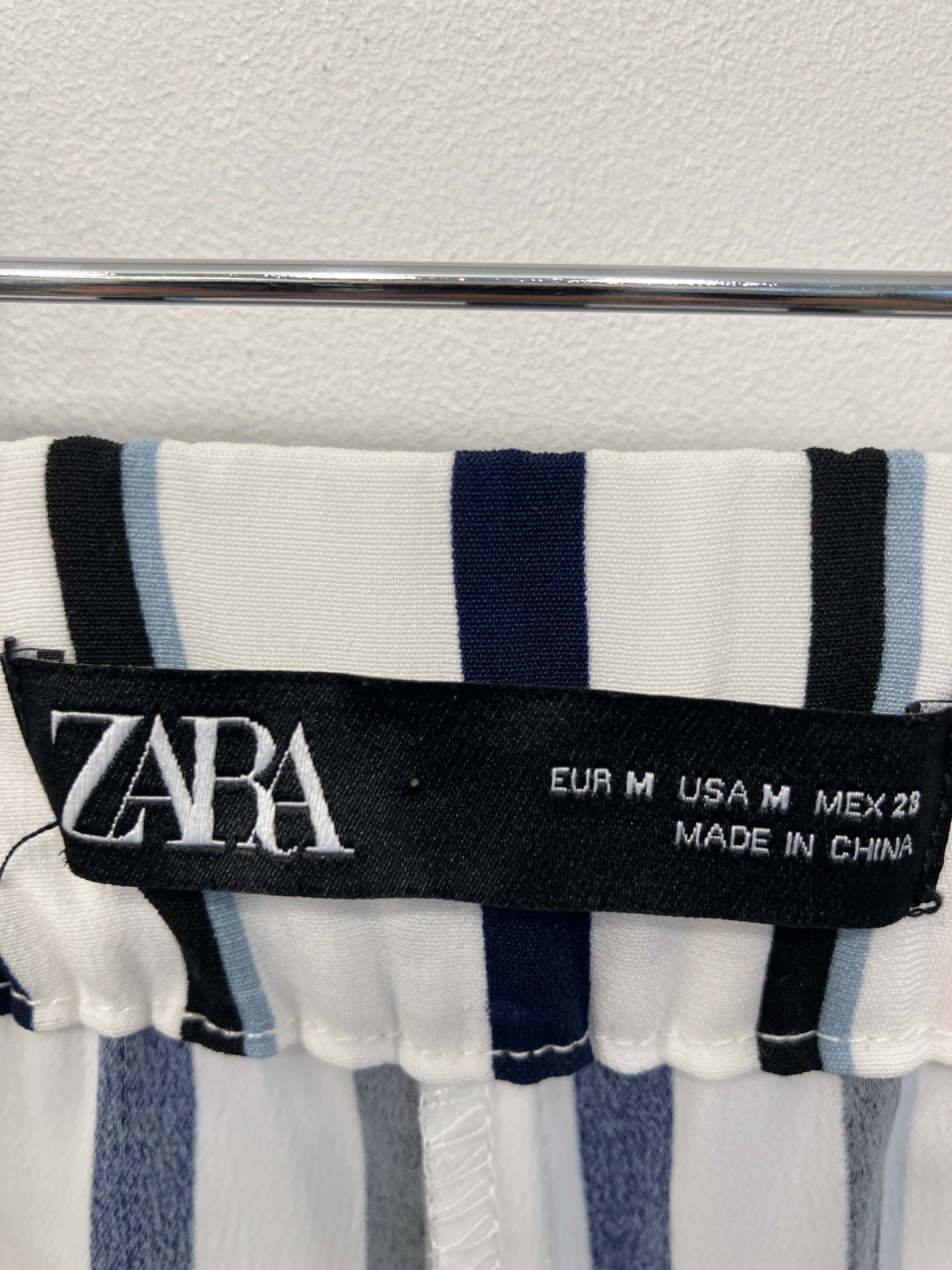 Zara Bukser